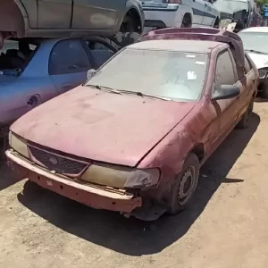 Nissan Sentra 2 año 1998 en desarme