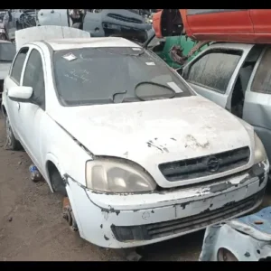 Chevrolet Corsa Evolution 1.8 en desarme